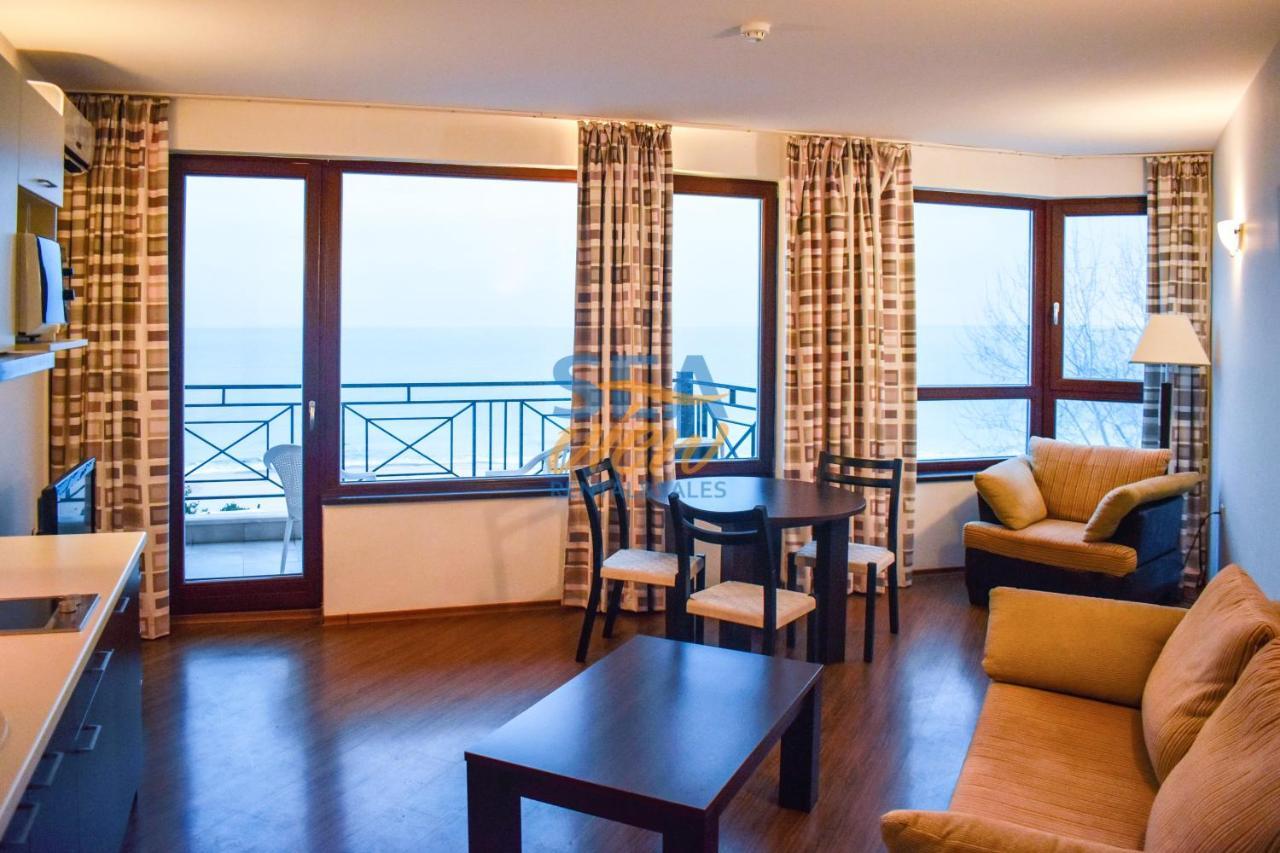 Sea View Rental Front Beach โกลเดน แซนส์ ภายนอก รูปภาพ