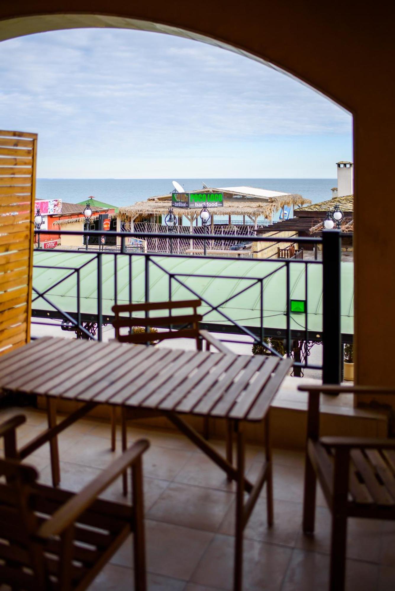 Sea View Rental Front Beach โกลเดน แซนส์ ภายนอก รูปภาพ