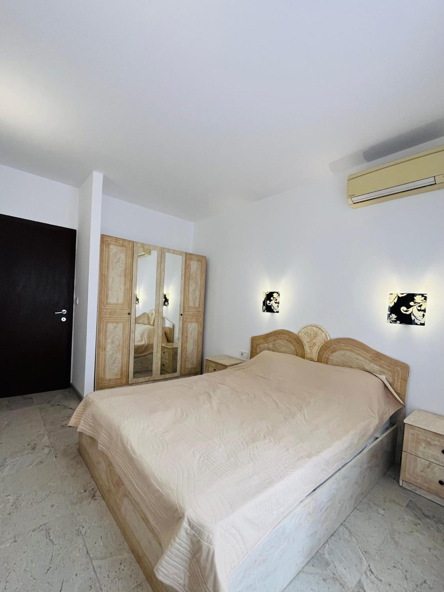 Sea View Rental Front Beach โกลเดน แซนส์ ภายนอก รูปภาพ